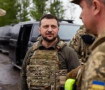 意外吗？乌克兰武装部队总司令扎卢日内上将对泽连斯基给予了高度评价