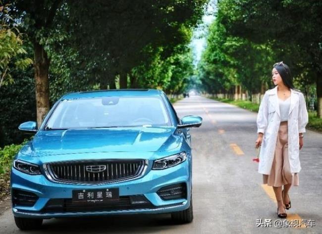 40岁女人开轿车还是SUV