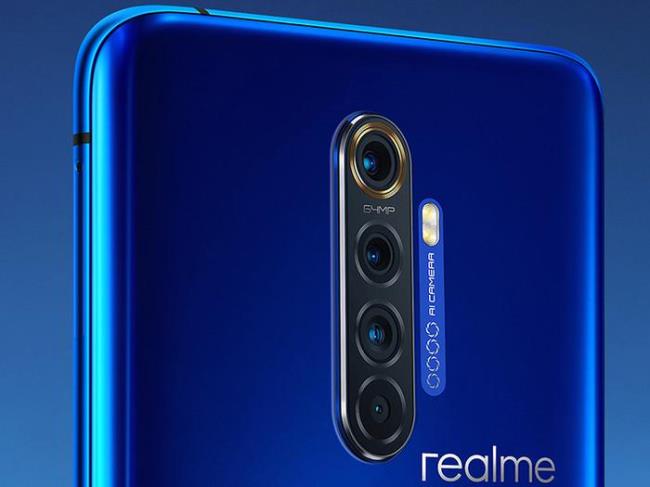 realmex70pro至尊版是双扬声器吗