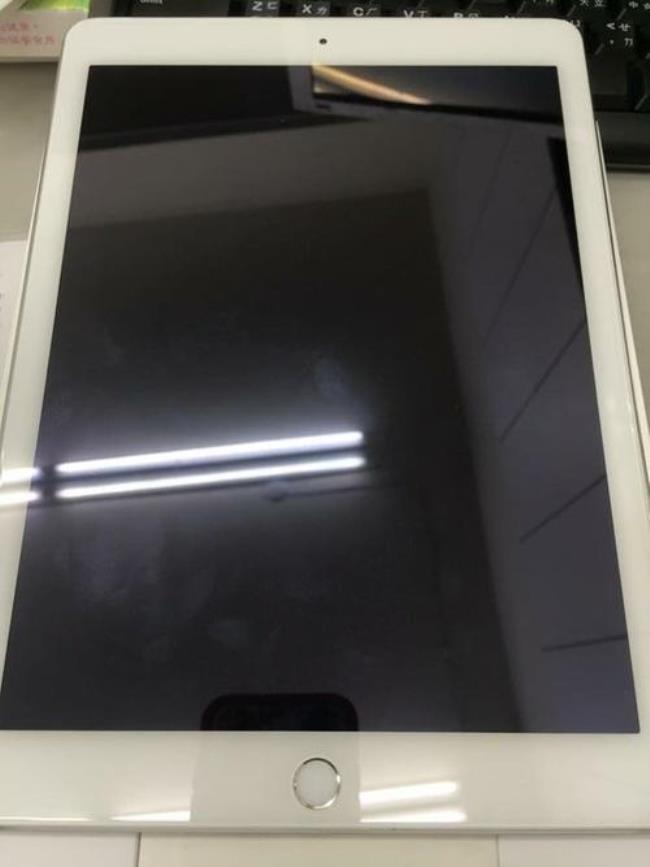 iPad2怎么强制开机