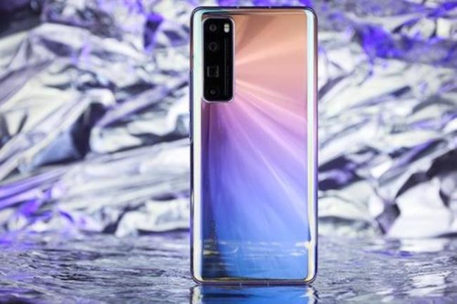 华为nova 7 Pro 5G可以用翻盖吗