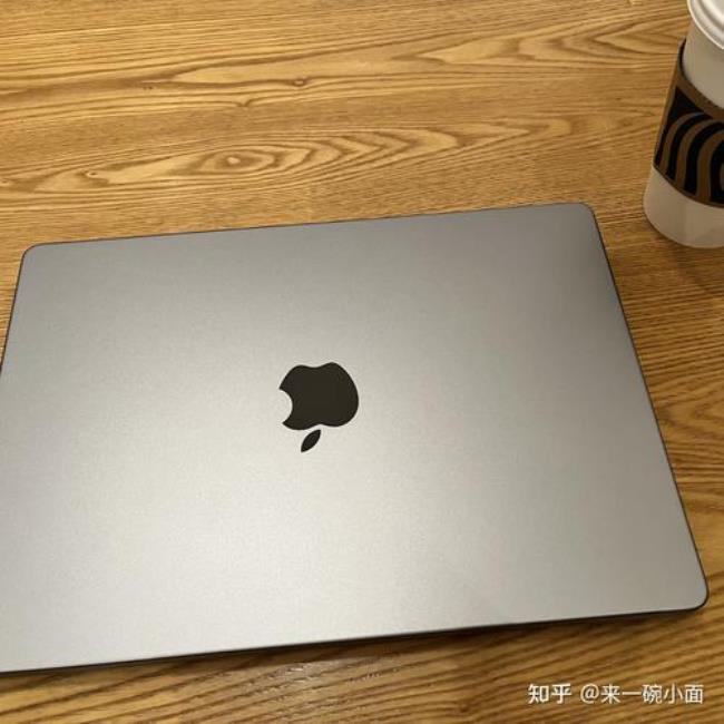 macbook pro14寸和proM2选哪个