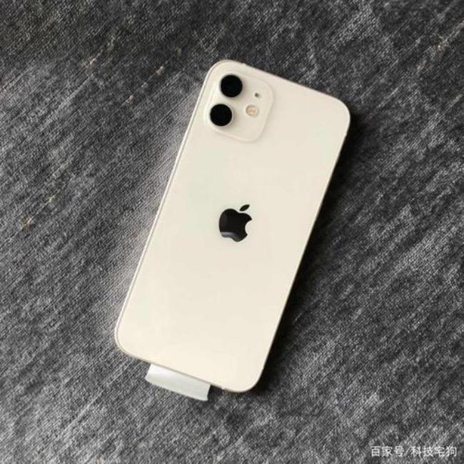 iphone12白色和11白色一样吗