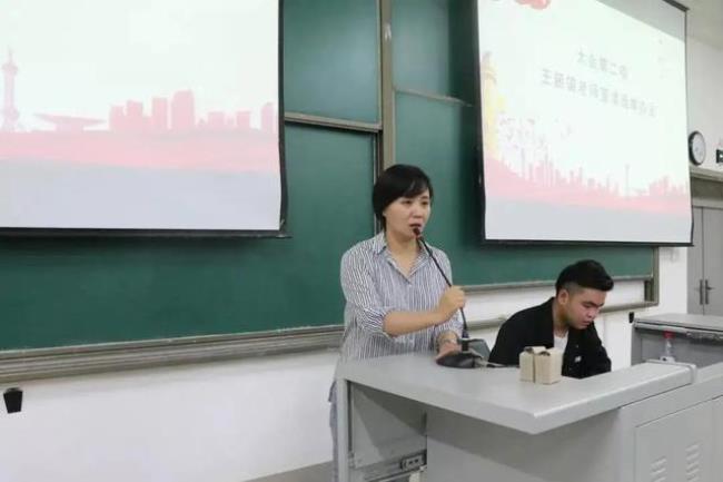 不是团员老师会让在大学里入党吗