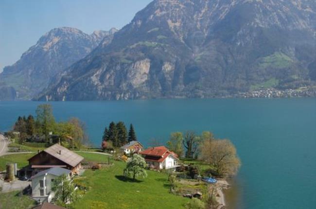 去瑞士旅游要什么条件