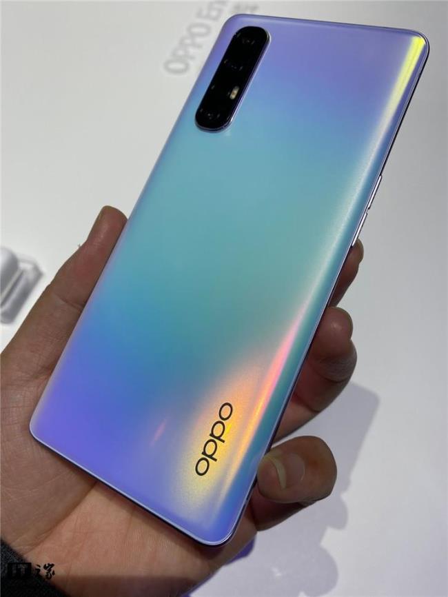 opporeno3pro后盖有区别吗