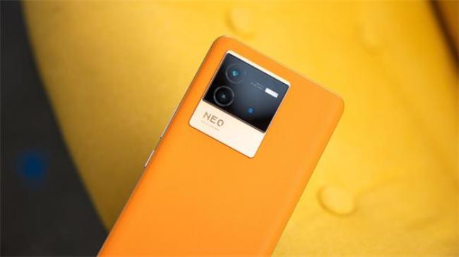 iqoo neo 6是买8+256还是12+256