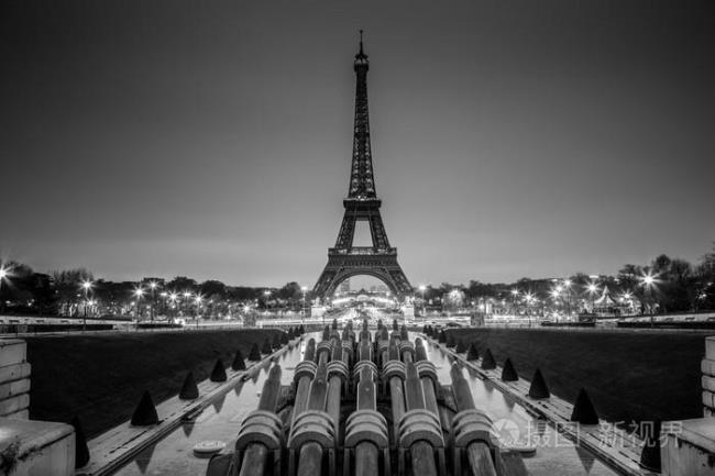 英语介绍法国巴黎艾菲尔铁塔