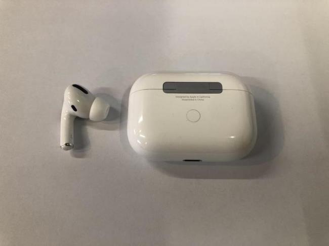 airpods3充电仓和pro通用吗