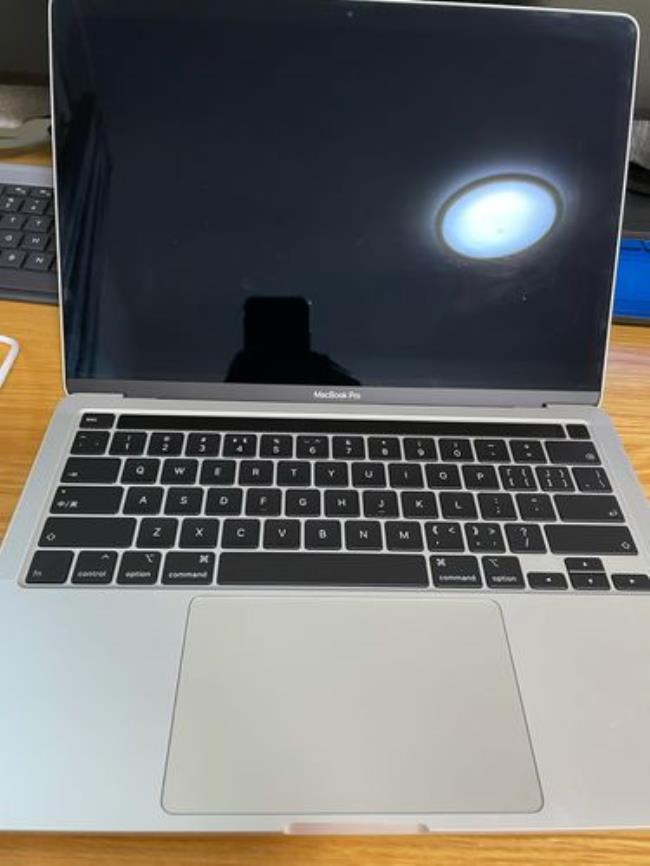 macbookpro14小吗