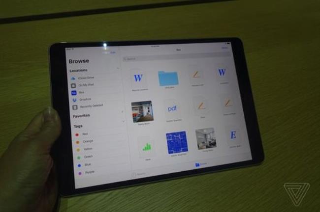 iPad pro一代能用15系统吗