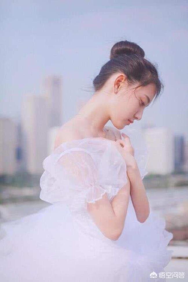 女生说你挺浪漫的什么意思