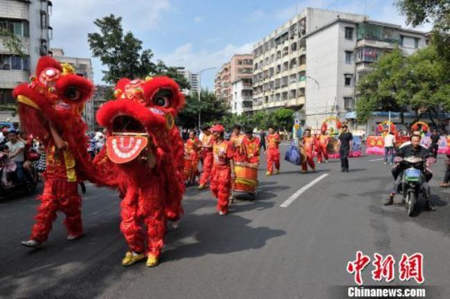 舞狮是什么时候举行的