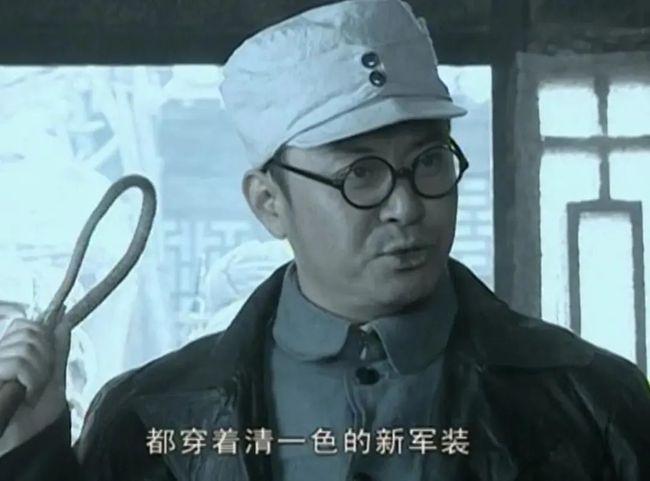 绞杀1943加代子亮身份