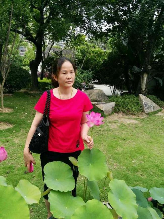 婷婷玉立是什么意思