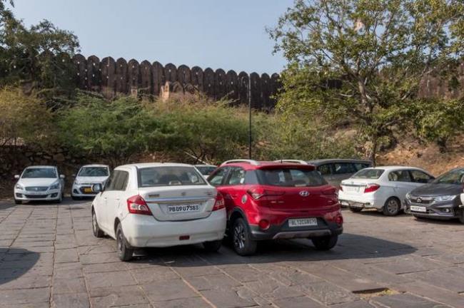 为什么印度的私家车很少