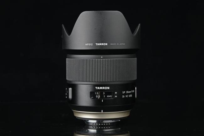 fe35mmf1.8镜头用什么遮光罩