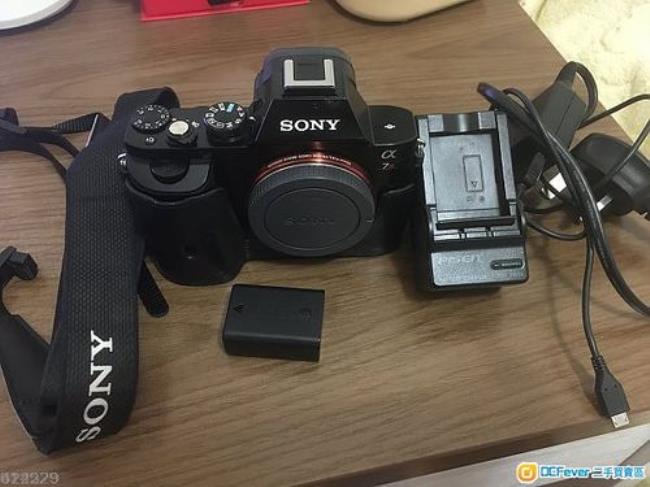 sony a7r2怎么接外置闪光灯