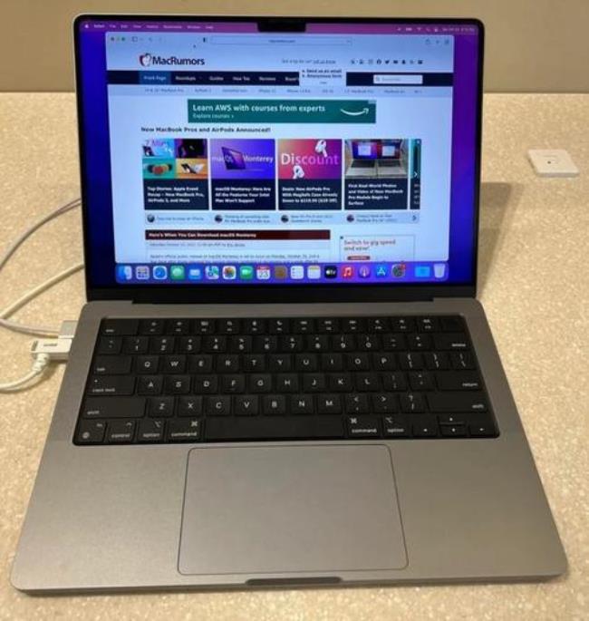 macbookpro怎么开机