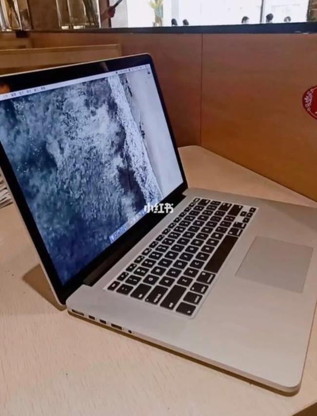 15款和17款macbook区别