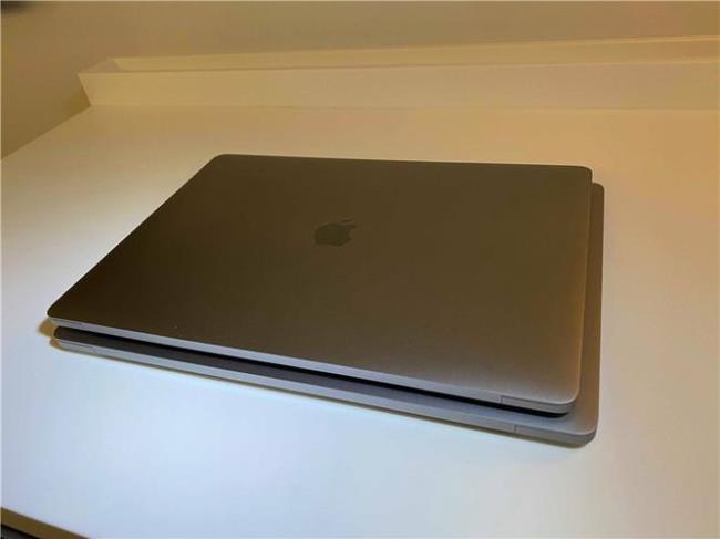 苹果12寸macbook15款和16款区别