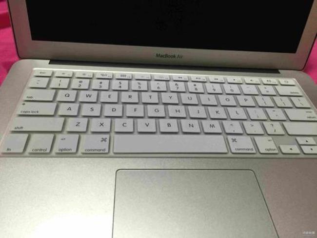 苹果macbookpro键盘QWERTYUIO这些失灵了