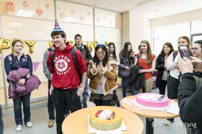 有多少美国人在中国留学