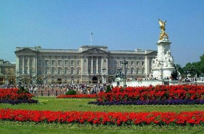 英国白金汉宫的土地是谁的