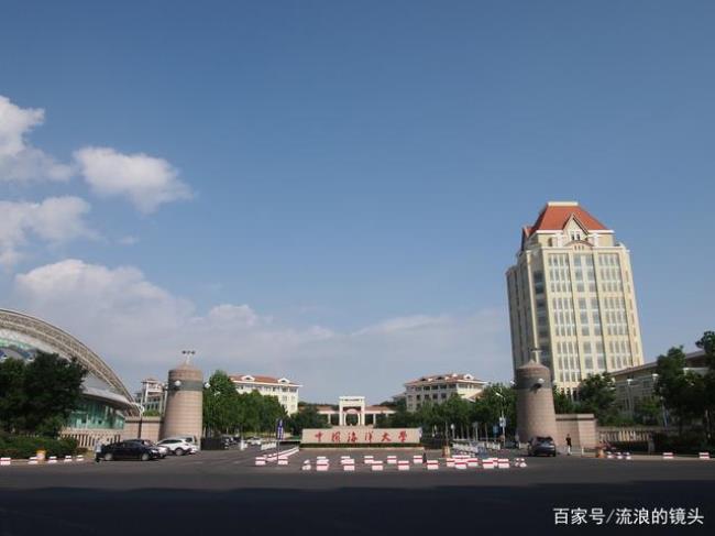 中国海洋大学崂山区在市中心吗