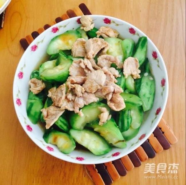 四川丝瓜肉片的做法