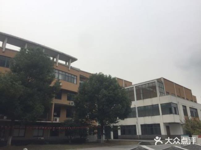 无锡市东亭中学好吗