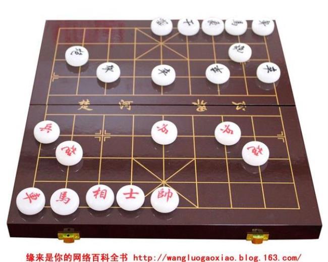 中国象棋士走几格