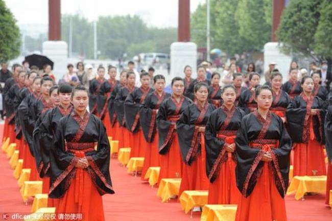 女子成人礼叫什么名字