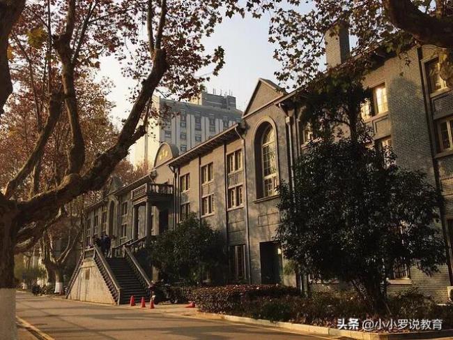 东南大学的建筑系就业前景如何