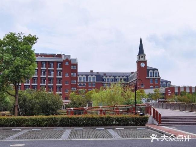 上海金山有什么大学