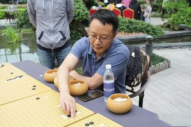 弈城围棋九段占多少