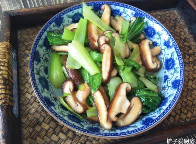 油菜焖香菇各种做法