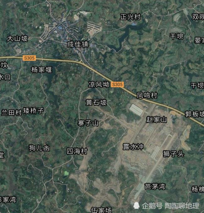 四川自贡荣县共几个镇