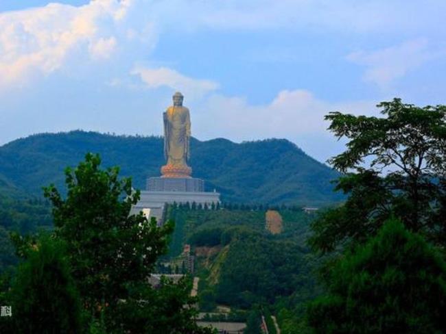 鲁山大佛建造原因