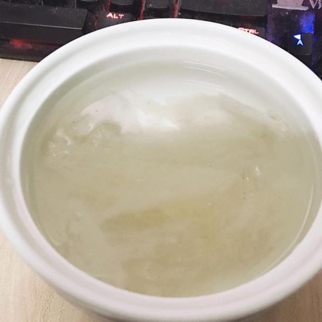 燕窝是隔水炖还是直接煮