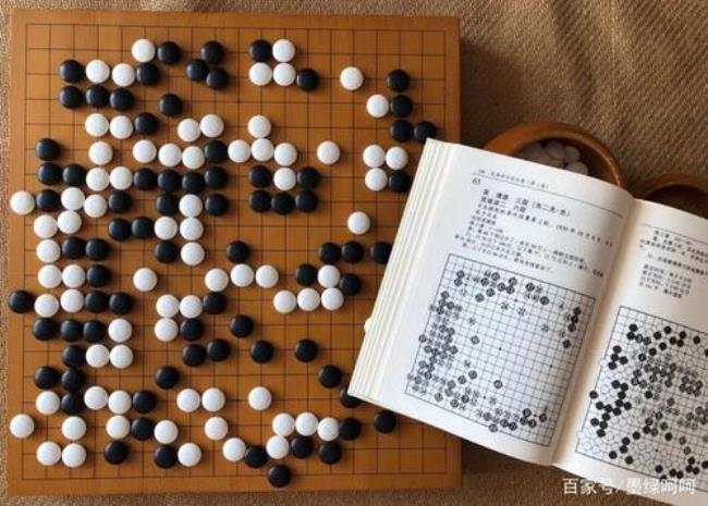 围棋中什么叫三线拆二有根基