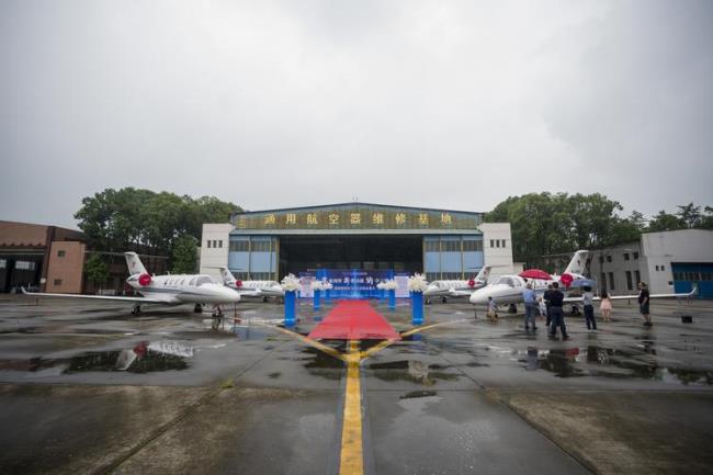 5111中国民用航空学院是干什么的