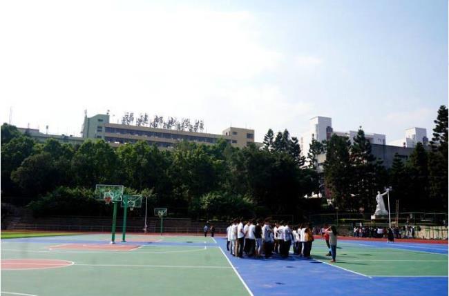 福建邮电学校