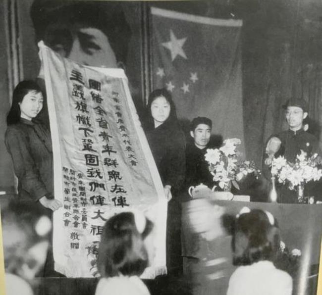 1958年3月5日什么自治区宣告成立