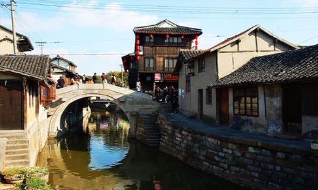 上海四大古镇有多少年的历史