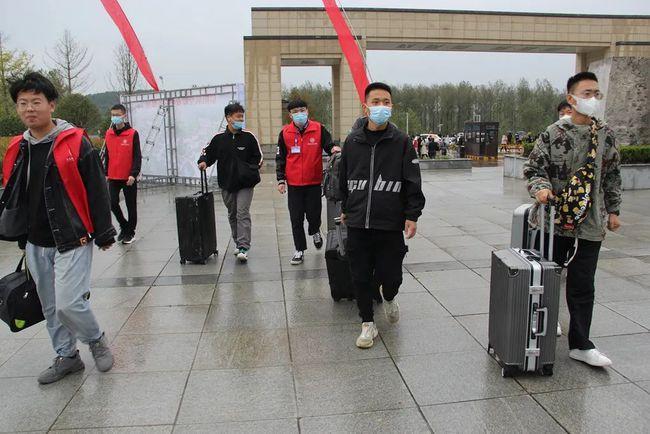 信阳航空职业学院就业前景