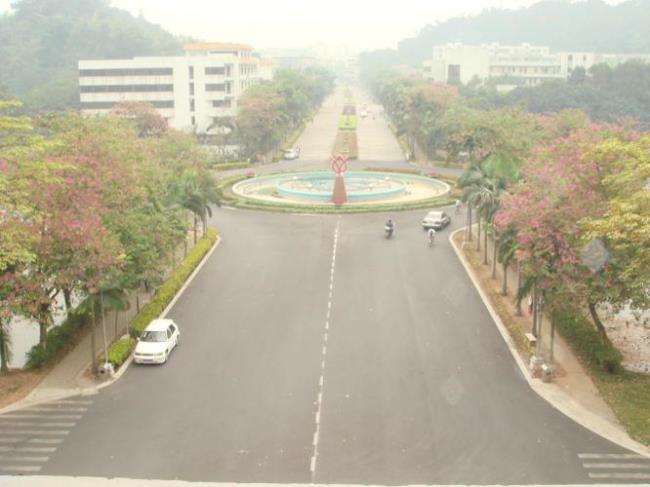 五邑大学是江门最厉害的学校吗