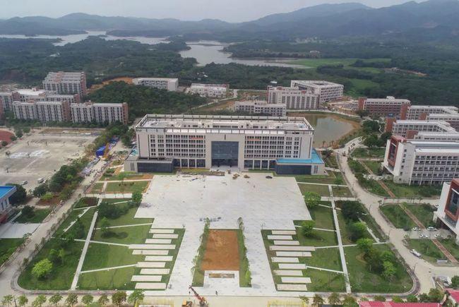 广东海洋大学霞山校区地址在哪