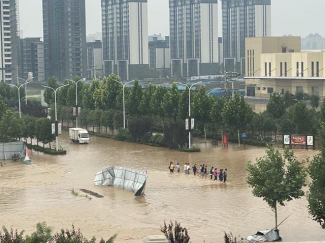 为什么郑州的下雨量最多在7月