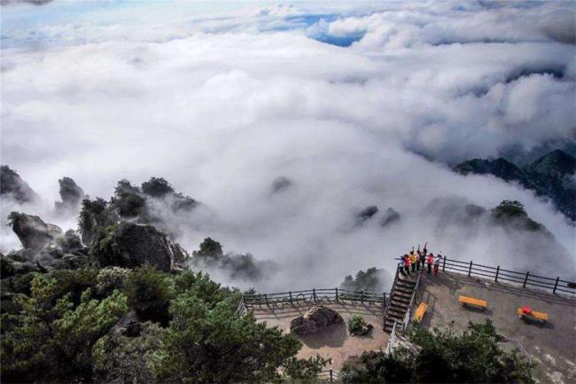 老君山适合玩一天还是两天